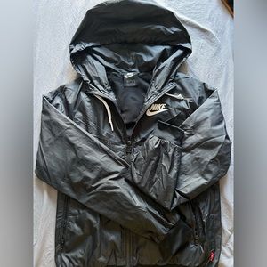 Nike Xtra-Small women’s windbreaker zip up.